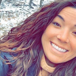 Meet your Posher, Nicole